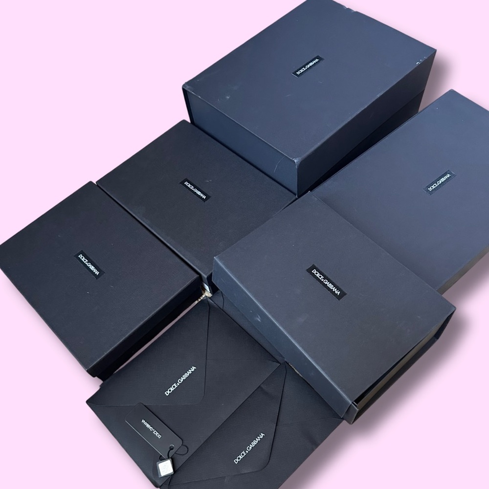 Authentic Dolce & Gabbana boxes set with 3 envelopes